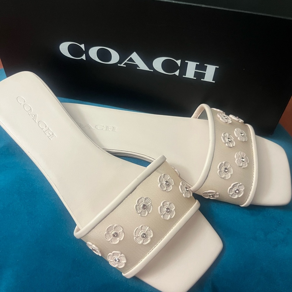 Coach Cream Sandals Luxurious Design